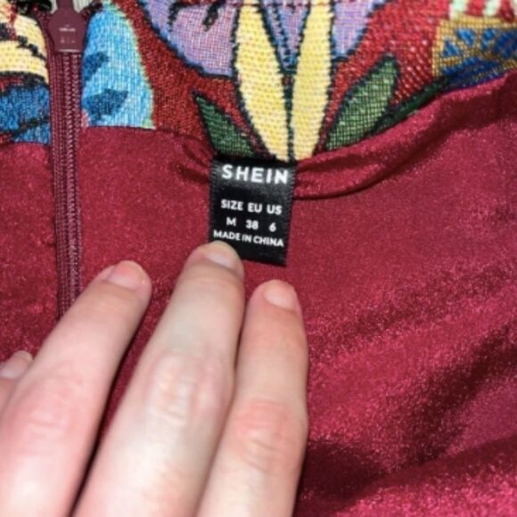 Women's Floral Print 70's Aesthetic High Waisted Mini Skirt - Picture 6 of 7